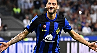 Görüşmeler başladı! Hakan Çalhanoğlu imzayı atıyor