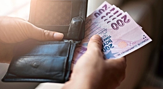 Akaryakıtta tarihi eşik! Motorin 100 lirayı aştı