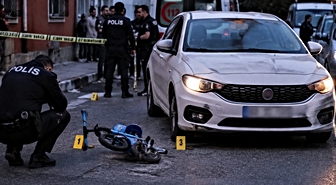 Esenler'de otomobilin çarptığı çocuk hayatını kaybetti
