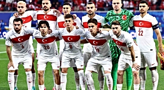 Türk futbolunda bir devir kapandı! Yıldız futbolcu Milli formaya veda etti