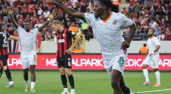 Alanyaspor Çorum'dan 3 puanla döndü