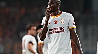 Galatasaray'a 4 gollü yenilgi sonrası müjdeli haber Osimhen'den geldi