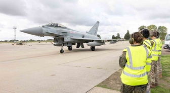 Eurofighter Typhoon için İngiltere'de kritik temas! Türk heyeti Coningsby Hava Üssü'nde inceleme yaptı
