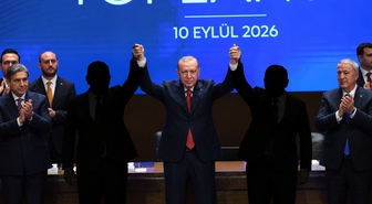 İzmir, AK Parti'ye geçiyor! Aldığı son kulisi canlı yayında açıkladı