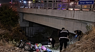 Ankara Sincan'da otomobilin çarptığı balon satan engelli genç köprüden düşerek öldü
