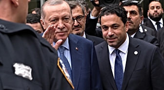 New York'ta Türk şöleni! Cumhurbaşkanı Erdoğan Türkevi'ne geldi, 7'den 70'e vatandaşlar karşıladı