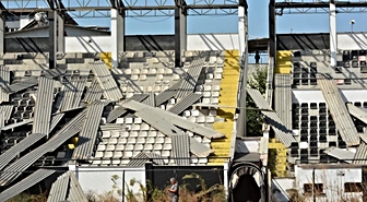 Nazilli'de 66 yıllık stadyum yıkılıyor