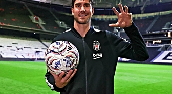 Vlahovic sakatlandı, milli takımdan affını istedi! 4 maçı kaçıracak