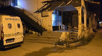 Milas'ta aynı evdeki işçiler arasında çıkan bıçaklı kavgada 1 işçi öldü, 1 yaralandı