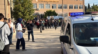 Manisa'da okula silahlı saldırı: 8 öğrenci yaralandı