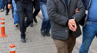 “Halka arz” vaadiyle nitelikli dolandırıcılık soruşturmasında 11 ilde eş zamanlı operasyon: 23 şüpheli gözaltında