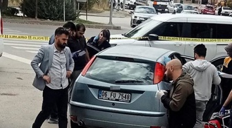 Ankara'da akaryakıt istasyonunda şüpheli ölüm! Çalışır haldeki otomobilde 2 kişi ölü bulundu