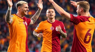 Galatasaray'ın eski yıldızı 33 yaşında futbolu bıraktı! Nedeni kahretti