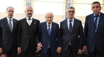 Bahçeli bir araya getirdi! Sarallar ve Şahinler, MHP Genel Merkezi'nde barıştı