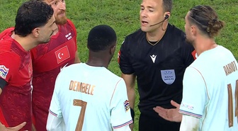 Merih Demiral'dan kırmızı kart tepkisi: Hakemle arasında geçen konuşmayı açıkladı