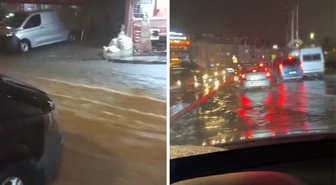 İstanbul'u sağanak vurdu! Bazı yollar göle döndü