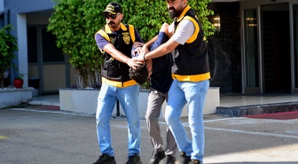 Adana'da 317 suçtan aranan 23 yaşındaki firari yakalandı! Evden hiç çıkmamış, alışverişini internetten yapıyormuş