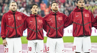 4-1'lik yenilgi sonrası tribünler patladı! Bir tek Arda'yı alkışladılar