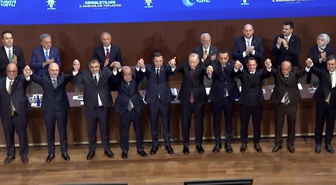 9 belediye başkanı daha AK Parti'de! Rozetlerini Cumhurbaşkanı Erdoğan taktı