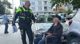 Burdur'da kızının ihbarıyla 85 yaşındaki sürücü trafikte durduruldu