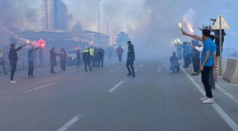 Şehri adeta yaktılar! Filistin Milli Takımı'na coşkulu karşılama