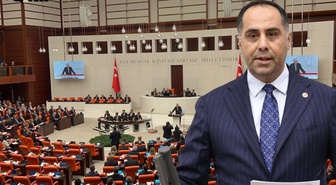 AK Partili Kıratlı'dan Genel Kurul'u terk edenlere tepki: Parti yeni ama tavır eski