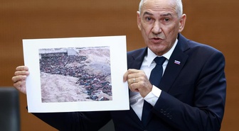 Slovenya Başbakanı Jansa'dan parlamentoda büyük fiyasko: Gazze fotoğrafını Sudan diye gösterdi