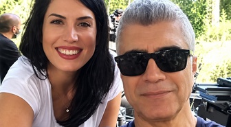 Özcan Deniz'e kardeşinden sert çıkış: Adliye önünde çok güzel bir oyunculuk izledik