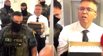 Macaristan'da 16 yıllık iktidar devrildi, soruşturmalar başladı! Eski bakana tutuklama
