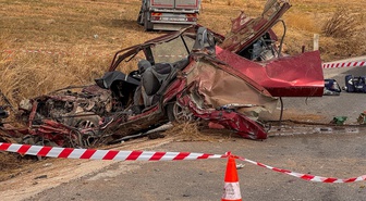 Uşak’ta korkunç kaza: Aynı aileden 3 kişi hayatını kaybetti