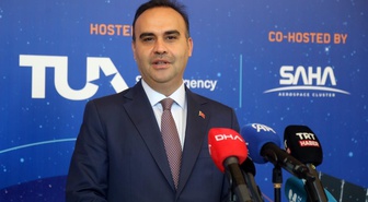 Türkiye Ay'a gidiyor! Bakan Kacır tarih verdi: Yüzde 87 yerli uzay aracı 2027'nin ilk aylarında Ay'a gönderilecek