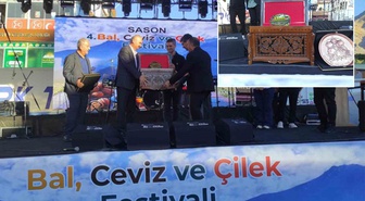 1 kilosuna servet ödedi! Sason balı açık artırmada 400 bin TL'ye satıldı