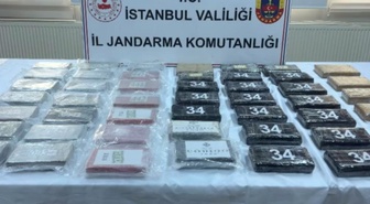 Eyüpsultan'da ihbar üzerine durdurulan araçtan 50 kilo kokain çıktı