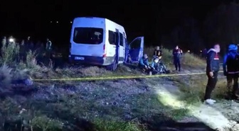 Kayseri'de iki işçi servisi kepçeye çarptı! Şoför hayatını kaybetti, 15 yaralı var