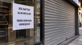 Bursa'da kepenk indiren esnaftan çarpıcı veda: Alacaklılar, öbür dünyada görüşelim