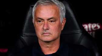 Mourinho'dan ültimatom: Yedek kulübesinde bile oturamaz
