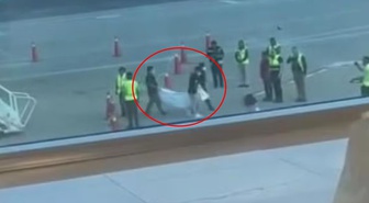 Uçak indikten sonra korkunç gerçek ortaya çıktı! 28 yaşındaki yolcu ölü bulundu