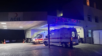 İzmir'de toplu zehirlenme şüphesi! Aynı firmanın yemeğini yiyen 80 işçi hastanelik oldu
