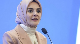 Bakan Göktaş sosyal medya düzenlemesinin ayrıntılarını açıkladı: 15-18 yaş canlı yayın açamayacak, ekran kaydırma olmayacak