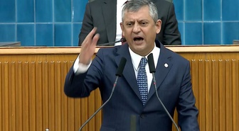 Özgür Özel'den Cemil Tugay'a içinde 'Namussuz' geçen ağır sözler