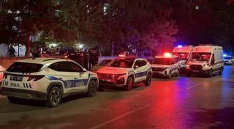 Babasını öldürüp videosunu yakınına gönderdi! Cesetle aynı evde yaşamış