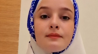 Azerbaycanlı sanatçı Roza İbadova’dan başörtülü öğrenciler için Aliyev’e çağrı