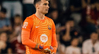 ''Galatasaray Stadyumu'ndaki atmosferi nasıl buldun?'' sorusuna Livakovic'ten çarpıcı cevap
