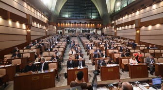 İstanbul'u sağanak vurdu, CHP'li İBB Meclis üyesi 'Hiçbir yerde su baskını yok' dedi! AK Parti grubundan tepki