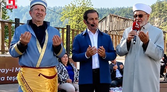 Kayyum sonrası Halk TV'de dualar edildi, oyun havaları çalındı