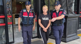 Alanya'da otel tatili faciayla bitti! Merdivende ittiği eşi öldü, Polonyalı kadın tutuklandı