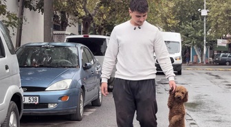 Köpeğini patisinden tutup yürüttüğü görüntüler tepki çekmişti! Akhisarlı Osman Çandar'dan yanıt: Kendisi istiyor