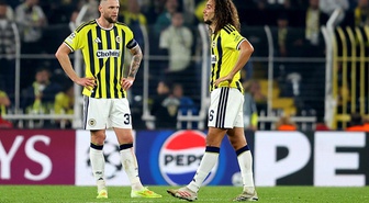 Fenerbahçe 2 farklı öne geçtiği maçta 90. dakikada yıkıldı