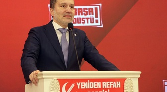 Azerbaycan'a girişi yasaklanan Fatih Erbakan'dan Aliyev'e yanıt: Başörtüsü yasağı kalksın, biz gelemesek de olur