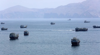 Hürmüz'de bir tanker daha mayına çarpıp alev aldı! İran: Uyarıları dinlemedi, yasak rotaya girdi